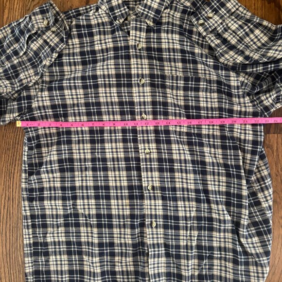 L.L. Bean Flannel Button Up Shirt Men's Plaid Size Large - Picture 3 of 4